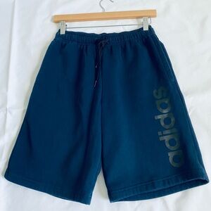 Mens adidas fleece lined shorts with drawstring and pockets.  Size Small.